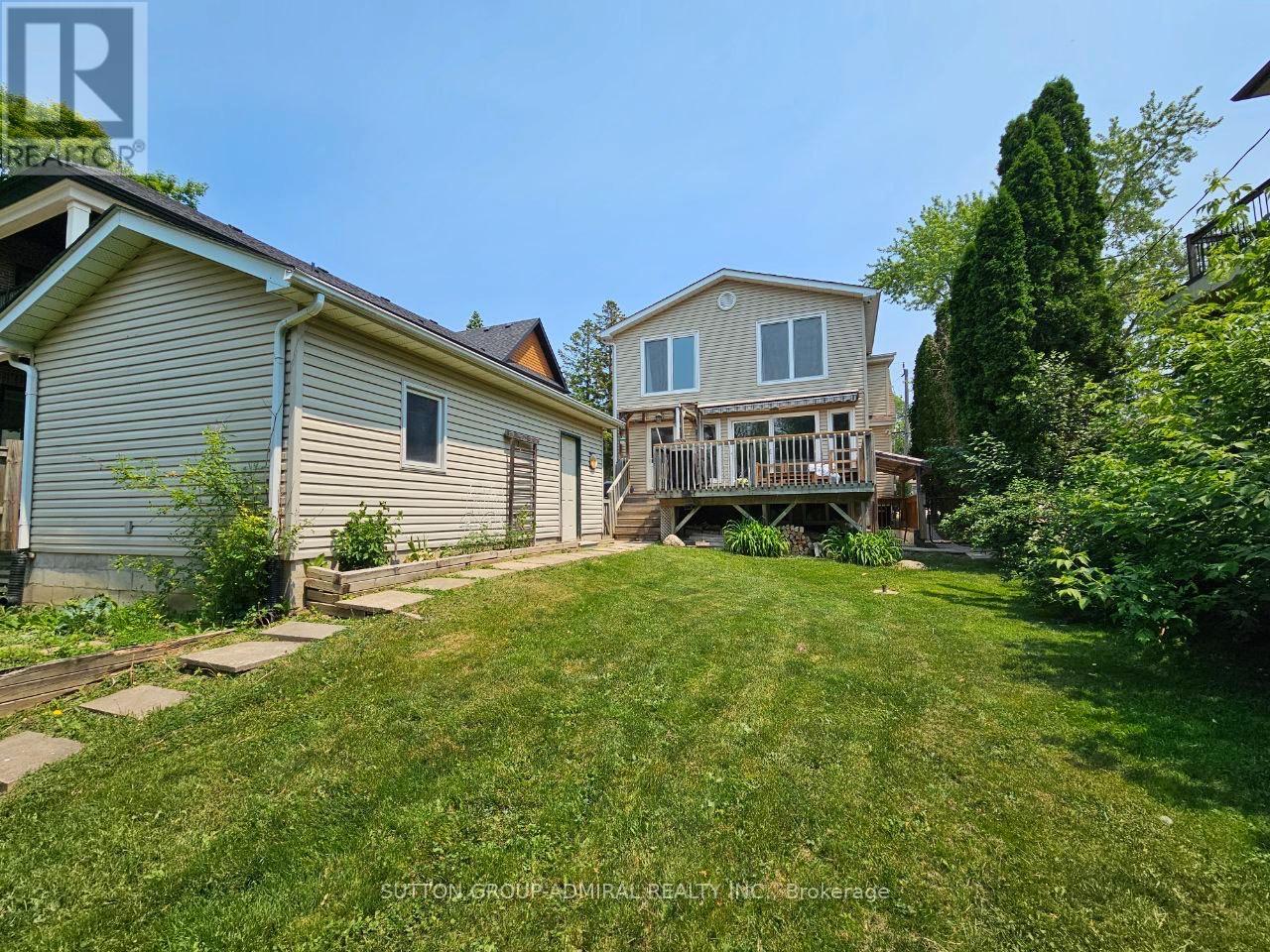 110 WOOD LANE - 43