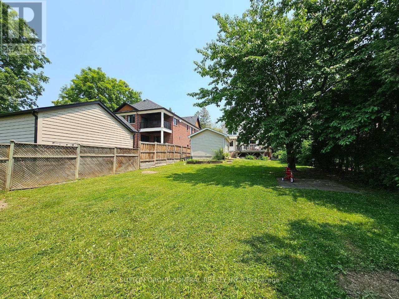 110 WOOD LANE - 45
