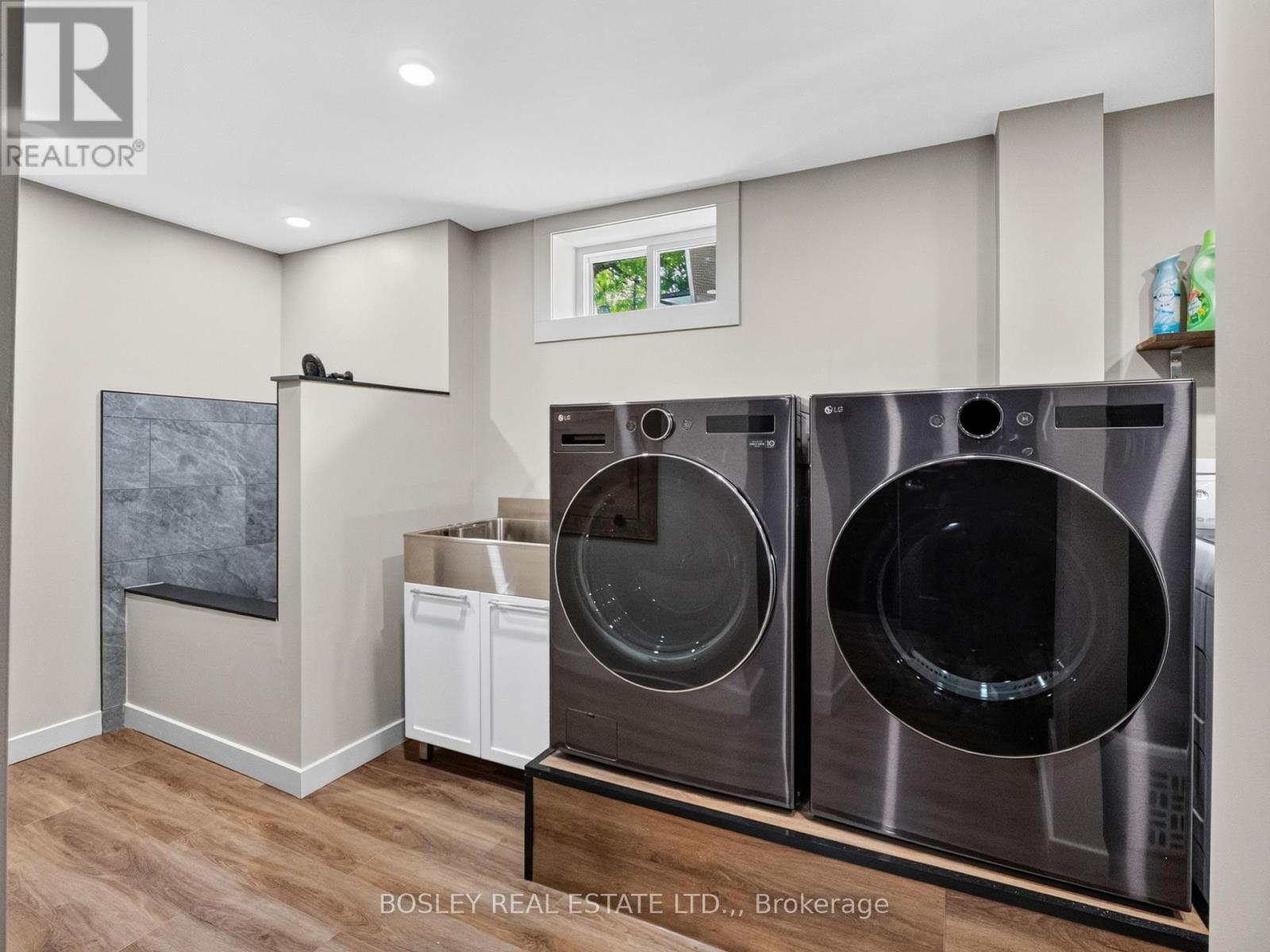 2 MONRO STREET - Image 25