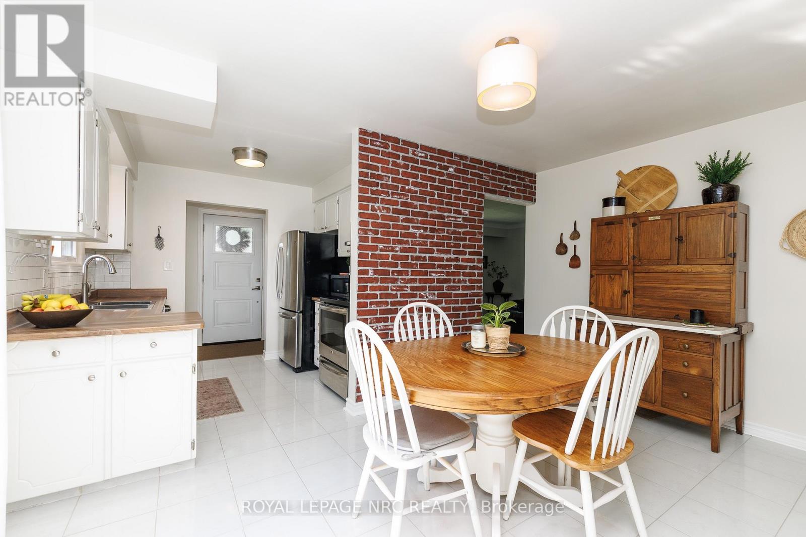 8025 MICHAEL STREET - 10