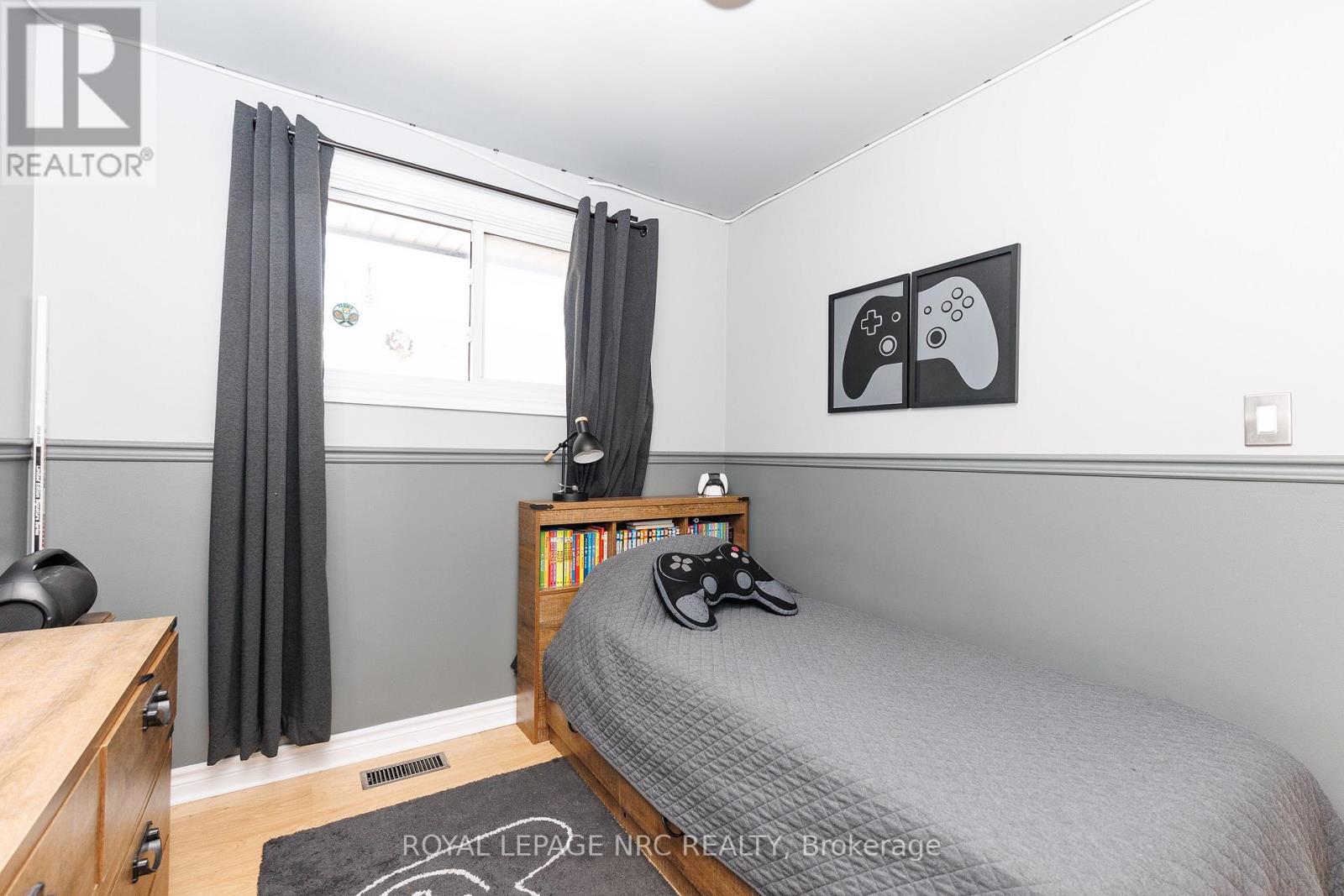 8025 MICHAEL STREET - 13