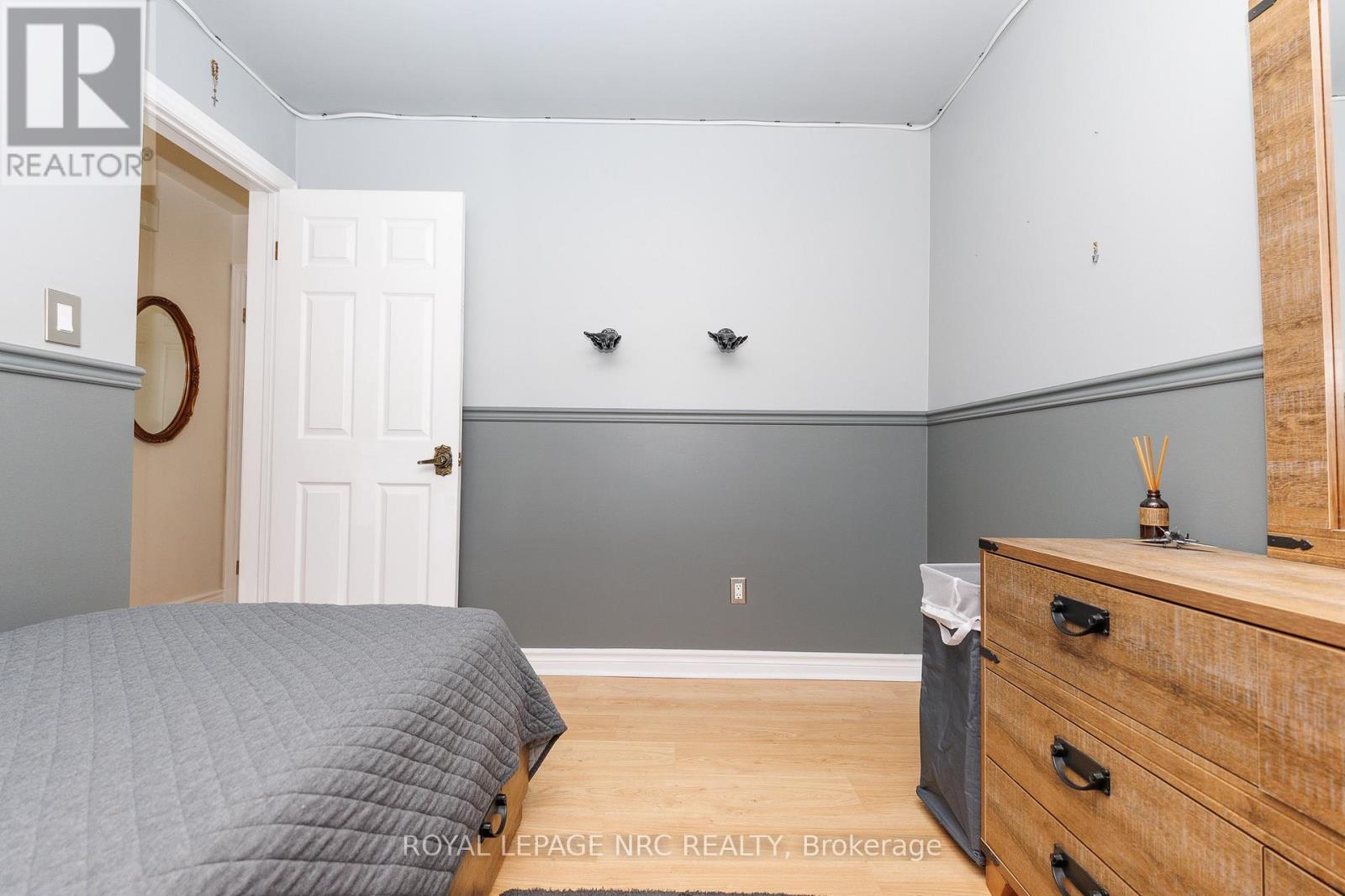 8025 MICHAEL STREET - 14