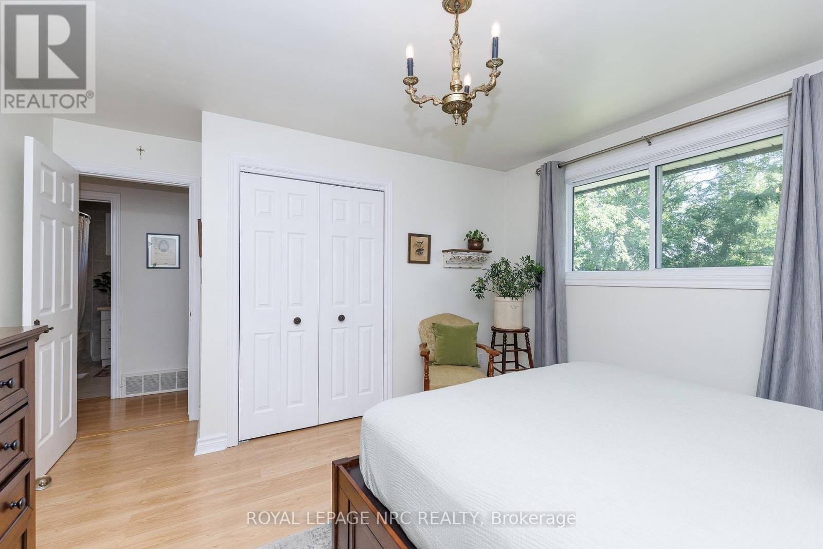 8025 MICHAEL STREET - 20