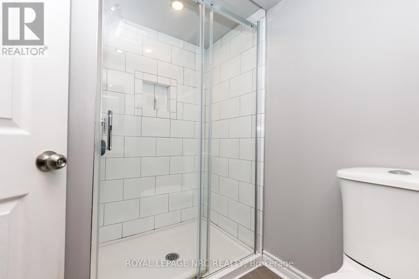 8025 MICHAEL STREET - 27