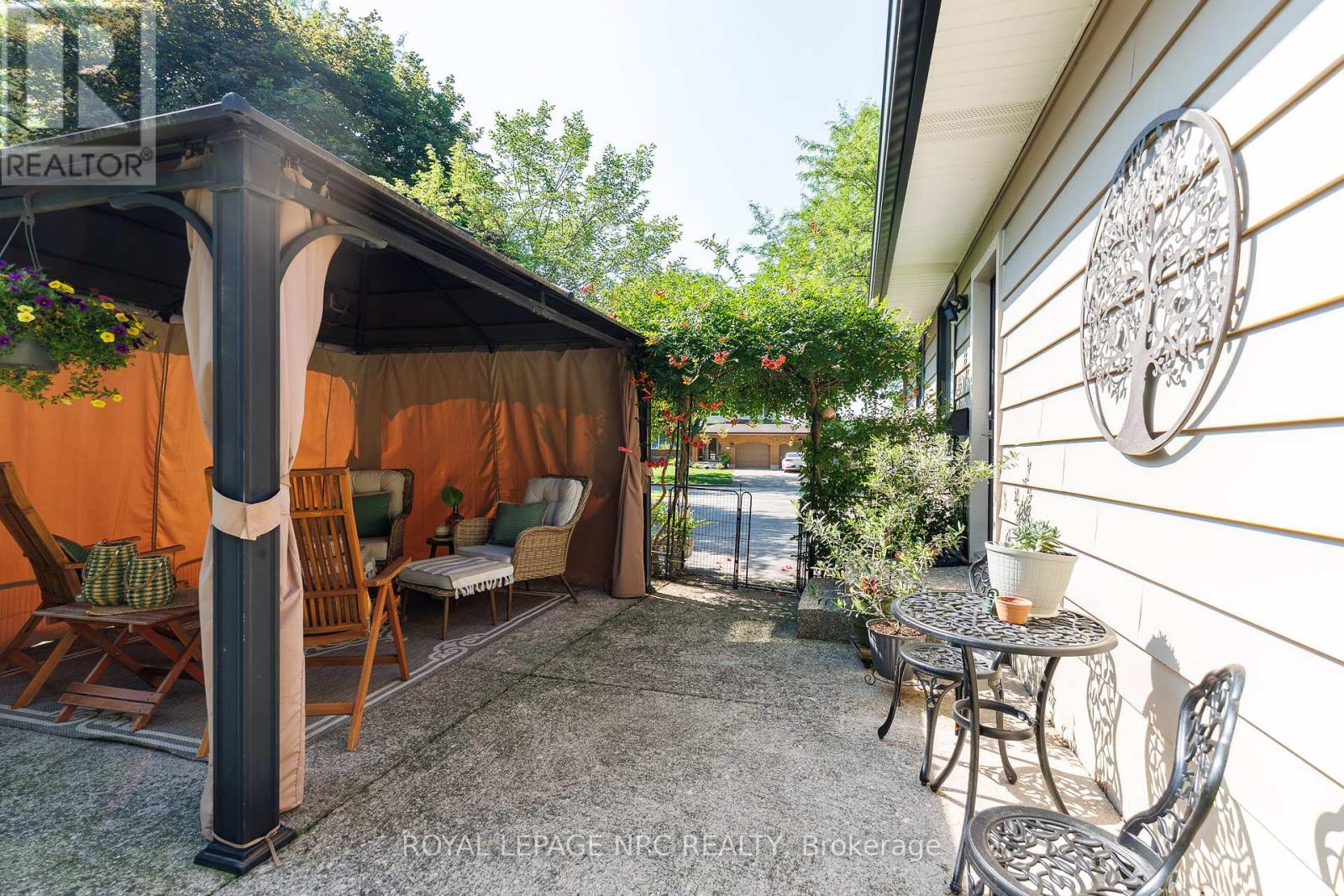 8025 MICHAEL STREET - 30