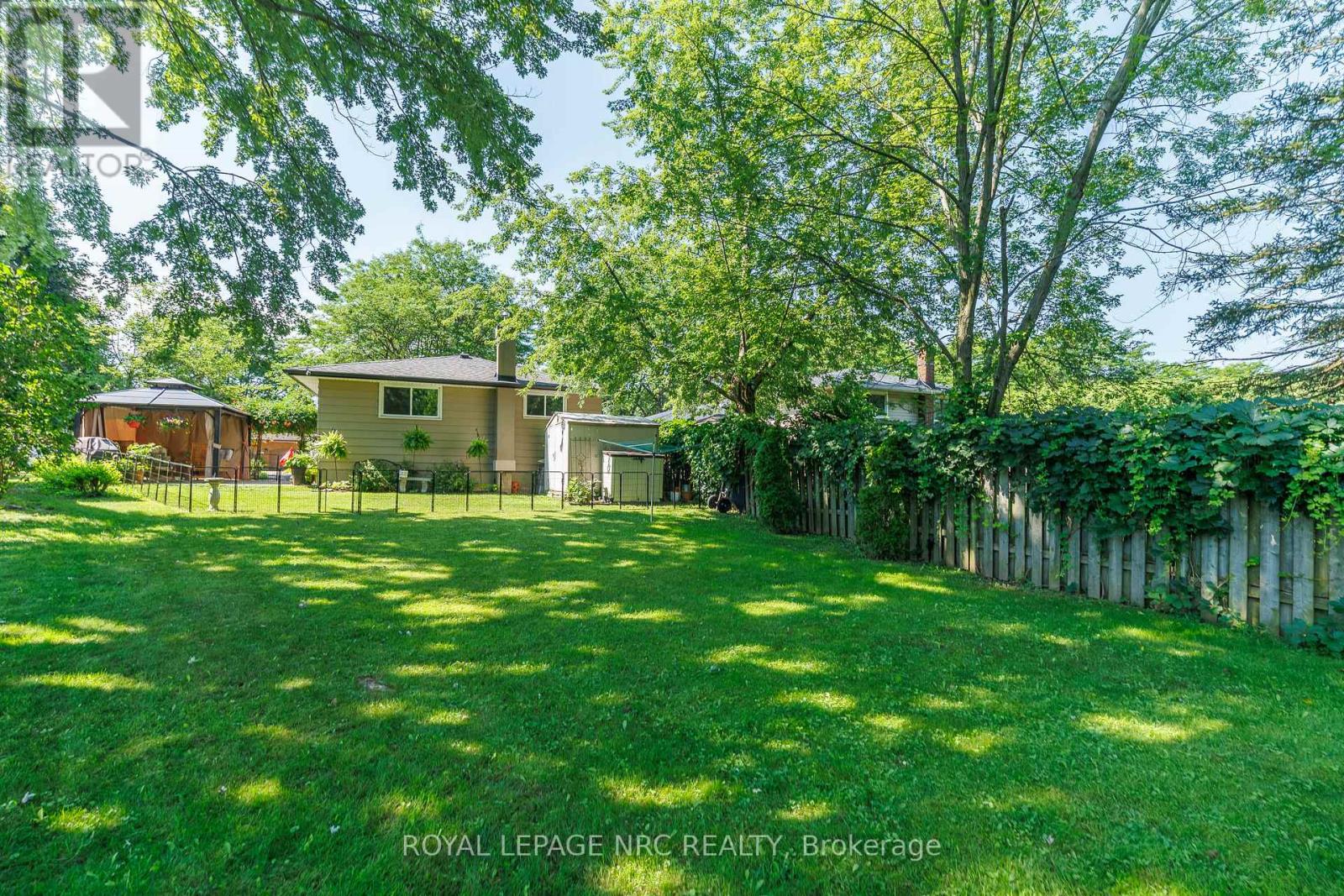 8025 MICHAEL STREET - 32