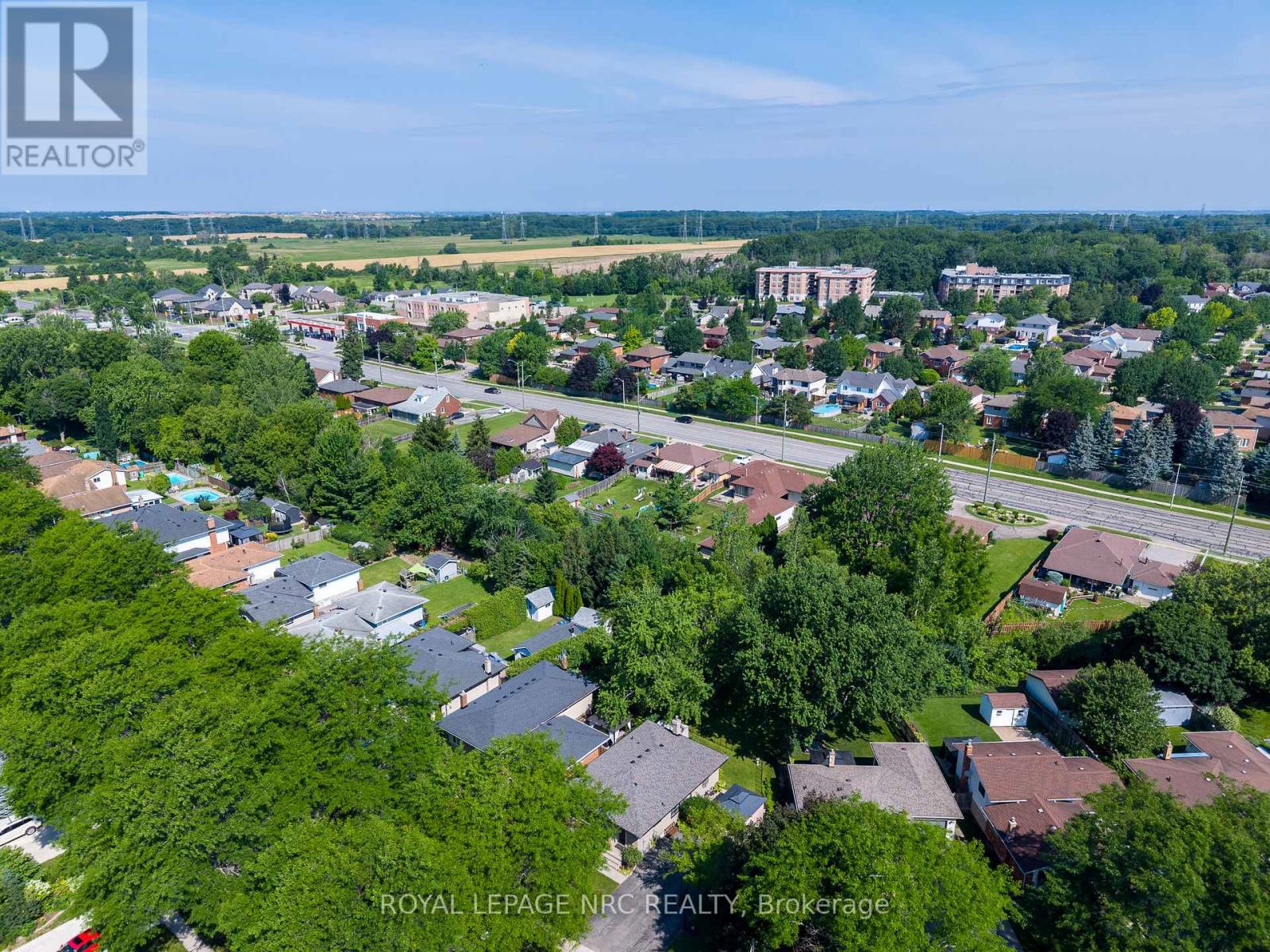 8025 MICHAEL STREET - 36
