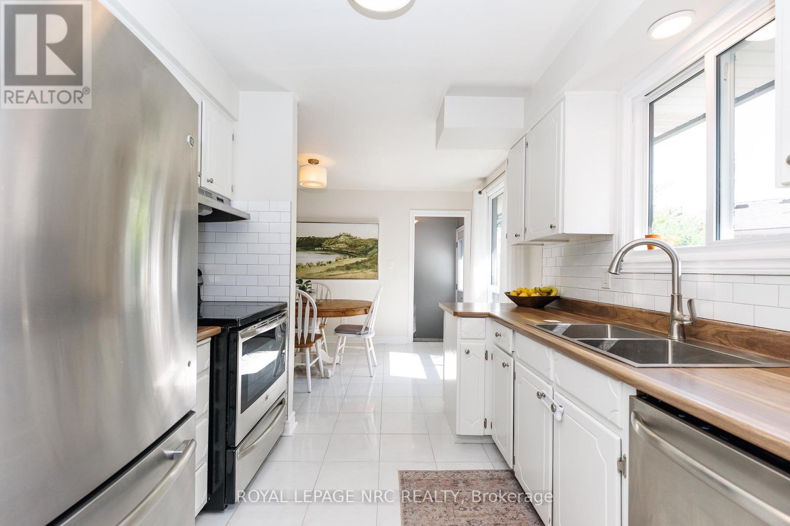 8025 MICHAEL STREET - 5