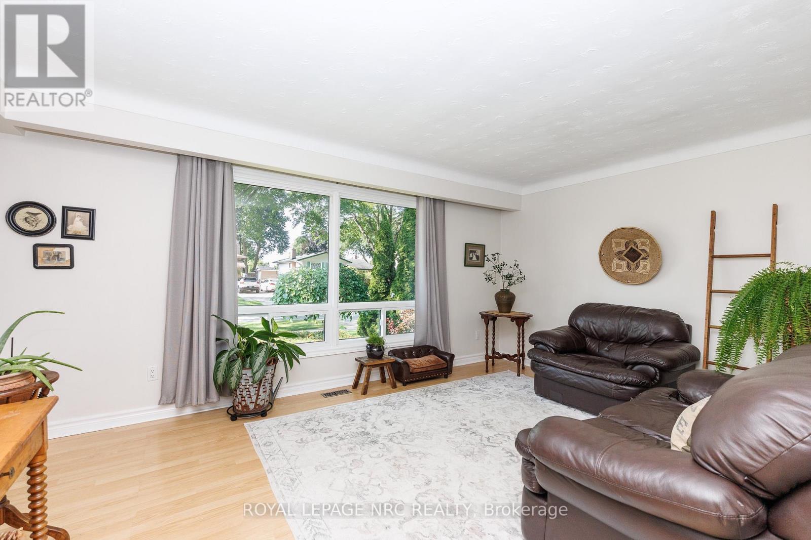 8025 MICHAEL STREET - 7