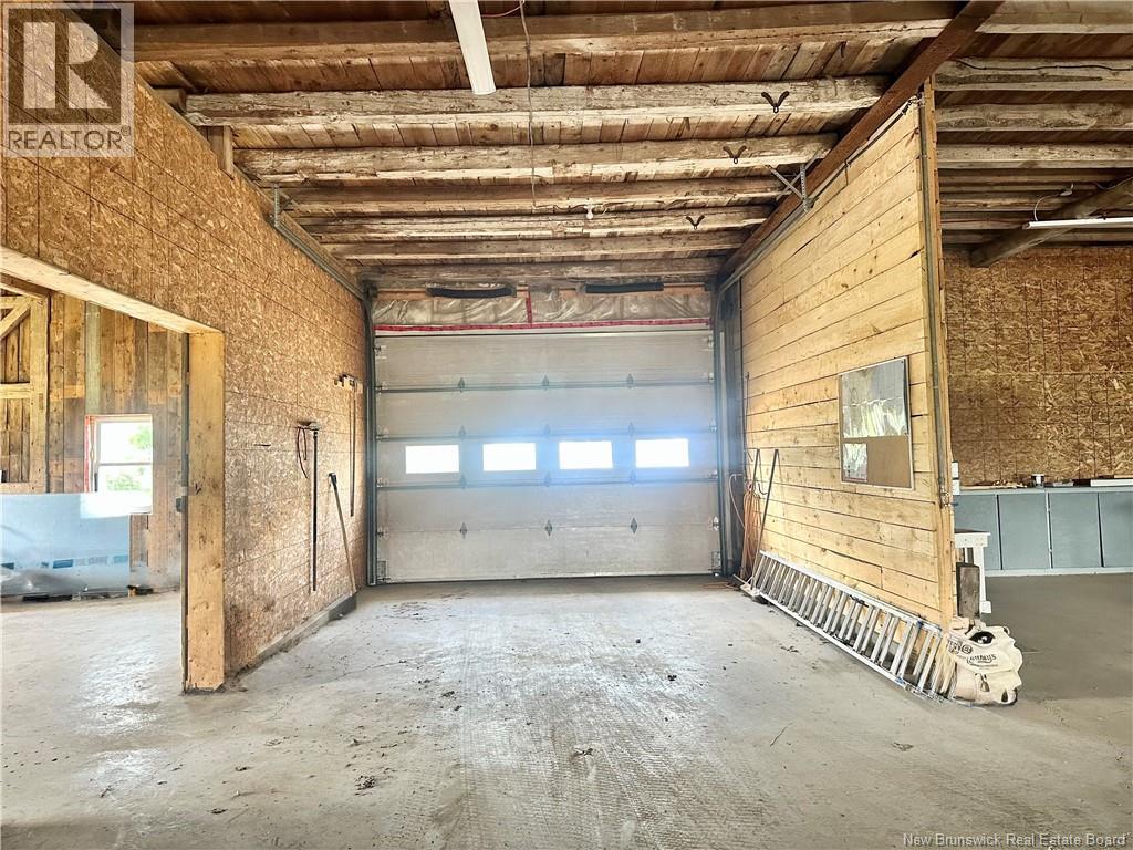 480 North View Road - 32
