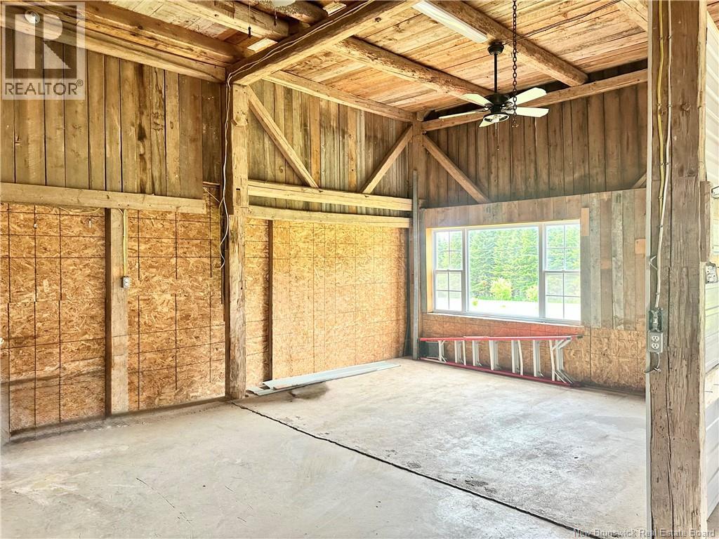 480 North View Road - 34