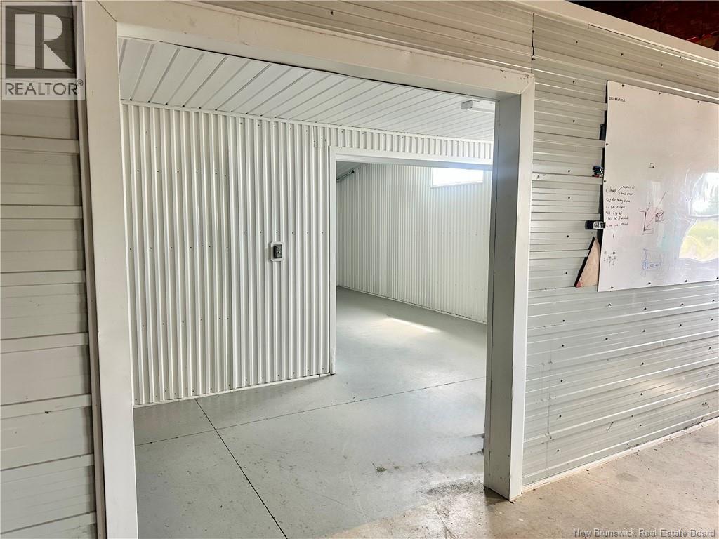 480 North View Road - 36