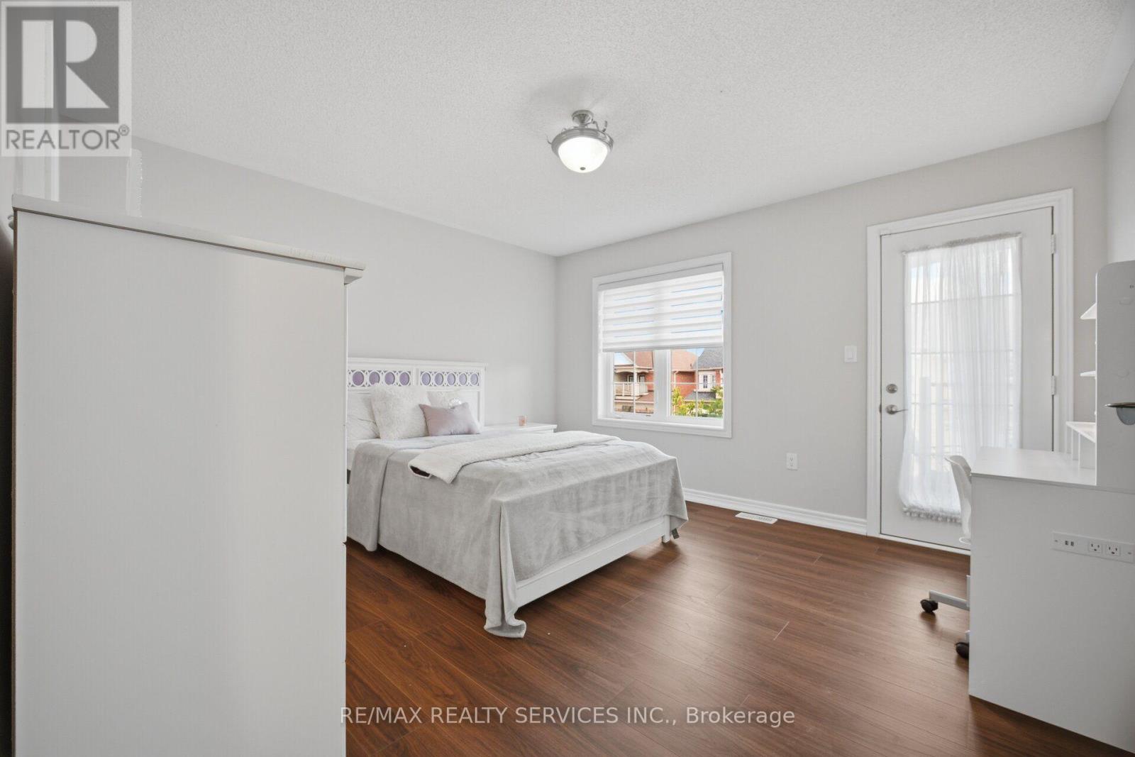 164 BONNIEGLEN FARM BOULEVARD - Image 35