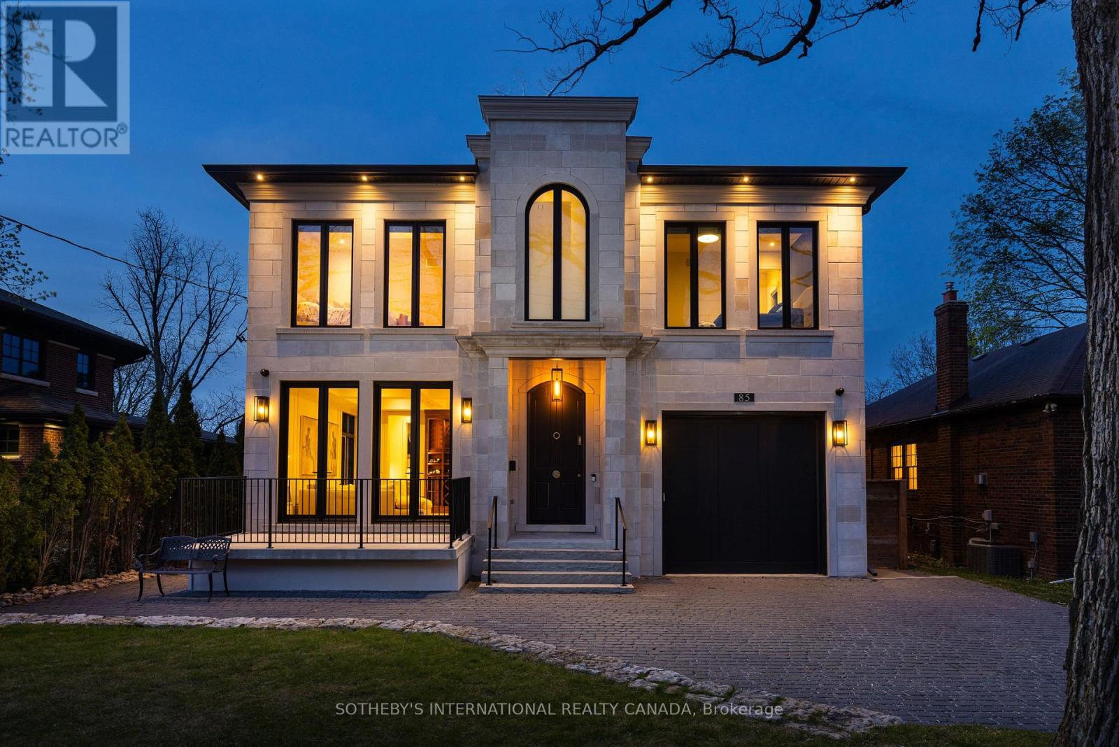 Listing photo of 85 KINGSWAY CRESCENT