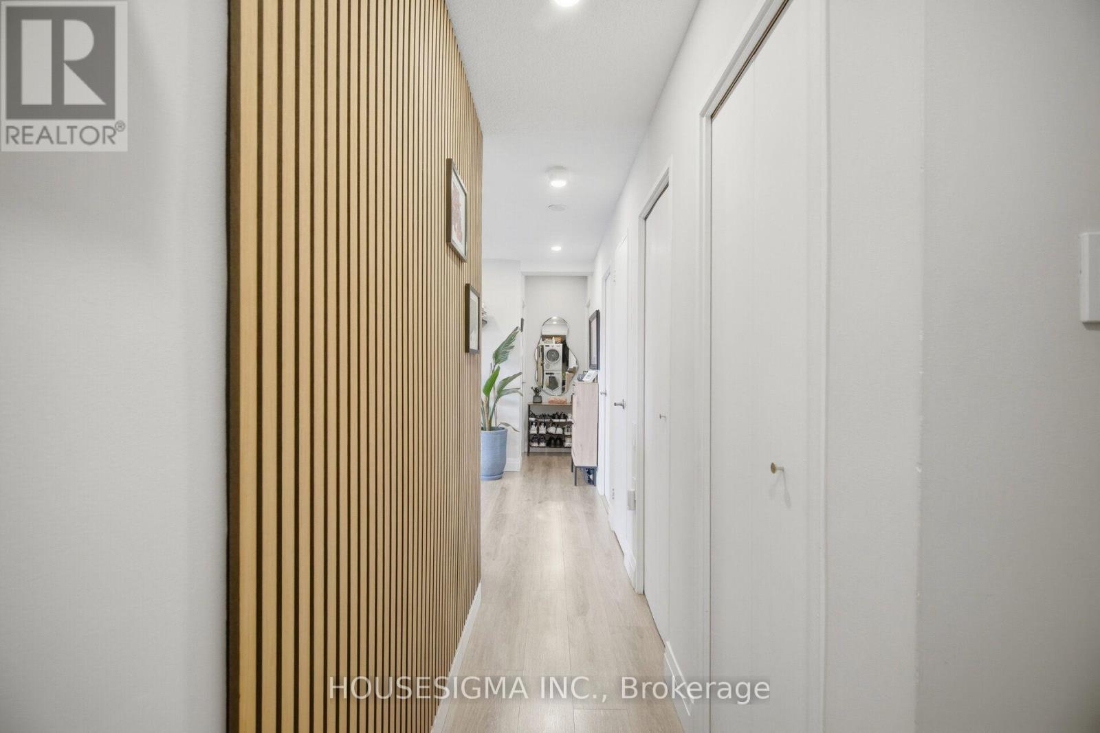 #801 15 ELIZABETH STREET N - 11