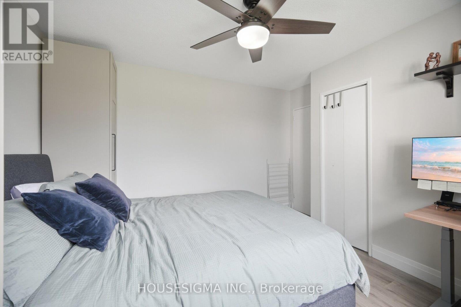 #801 15 ELIZABETH STREET N - 24