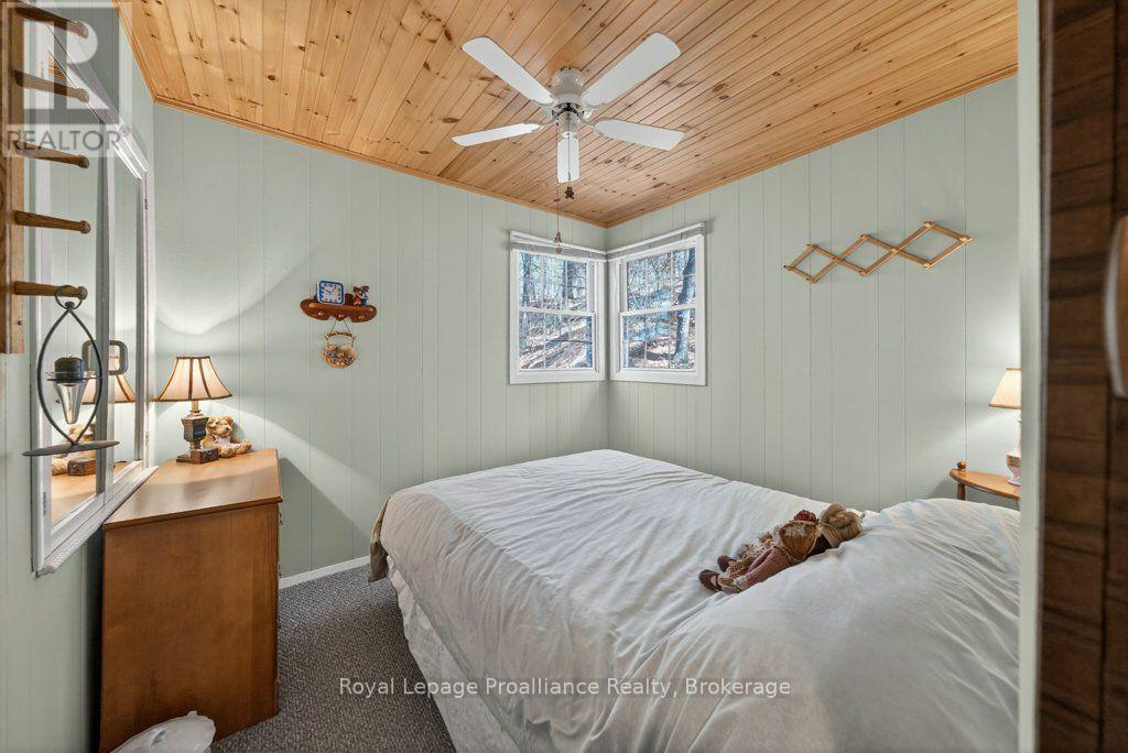 1038A BROWN'S LANE - 24