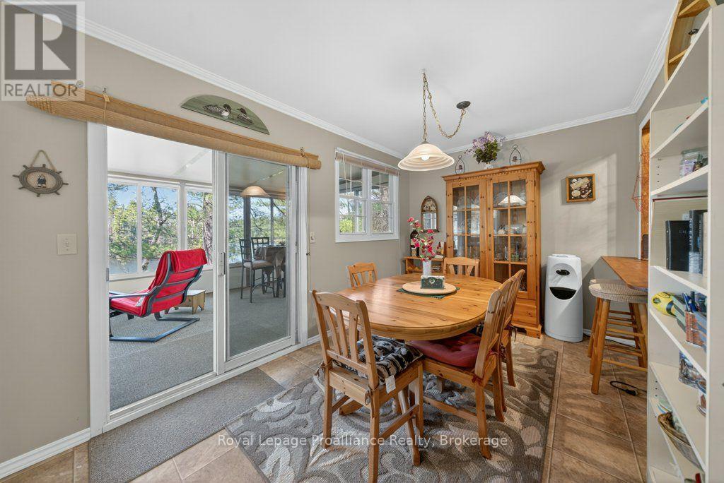 1038A BROWN'S LANE - 16