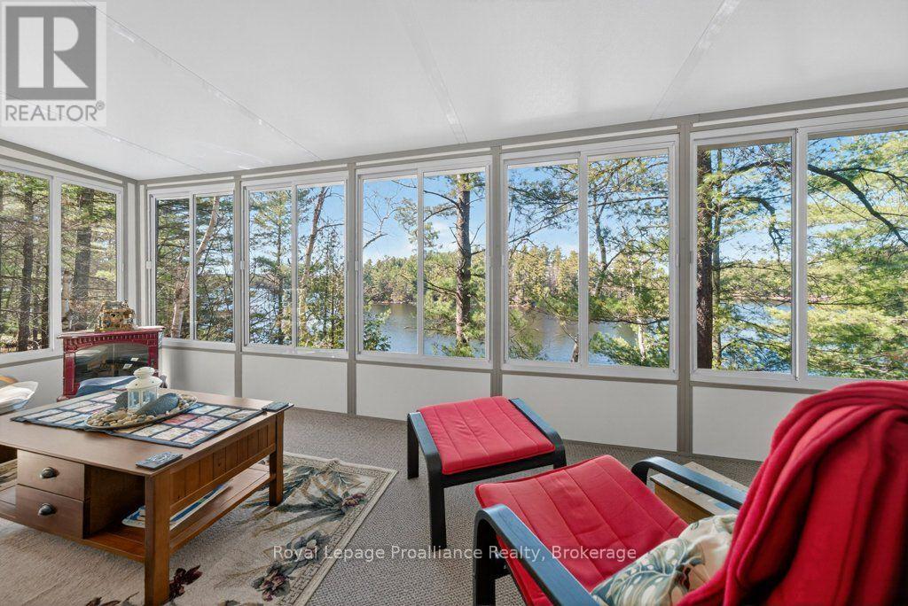 1038A BROWN'S LANE - 12