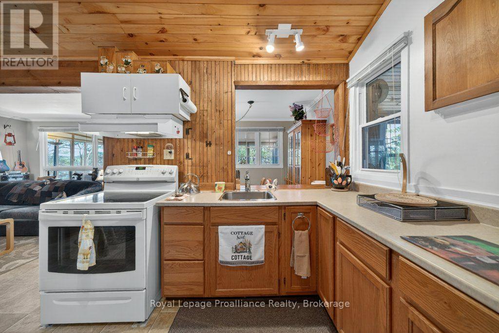 1038A BROWN'S LANE - 21
