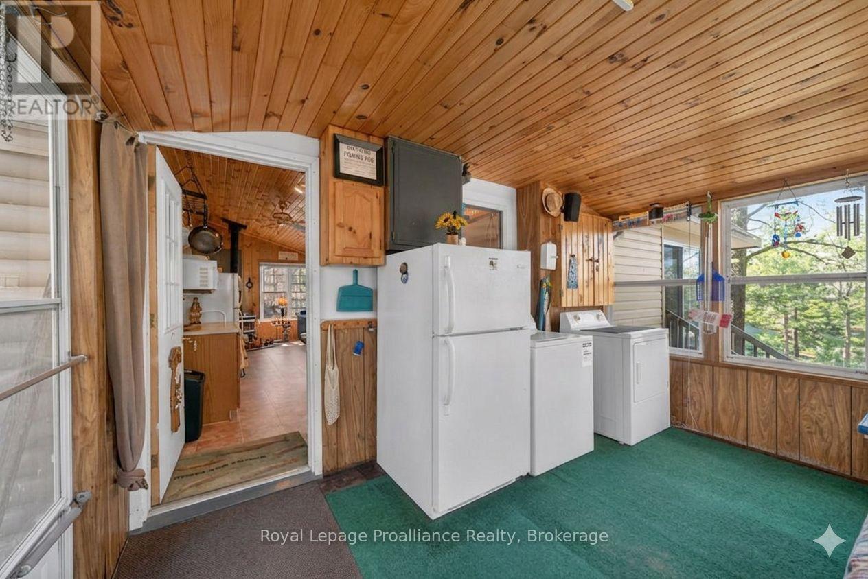 1038A BROWN'S LANE - 25