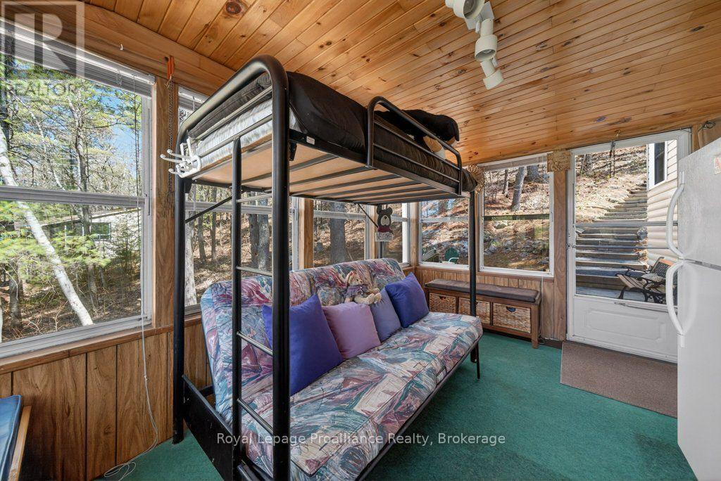 1038A BROWN'S LANE - 27