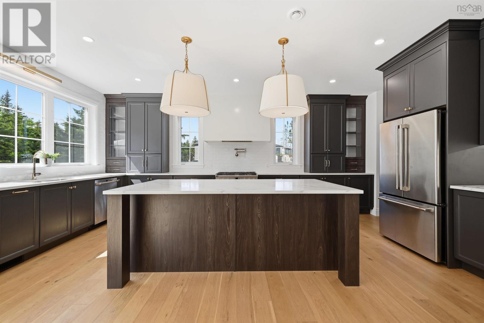 72 Element Court - 14