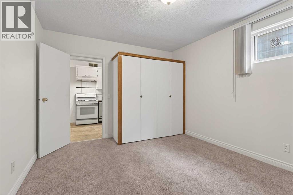 2011 6 Avenue NW - 40