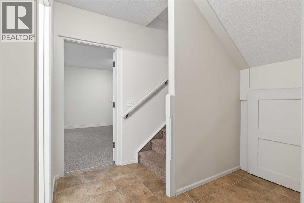 2011 6 Avenue NW - 34