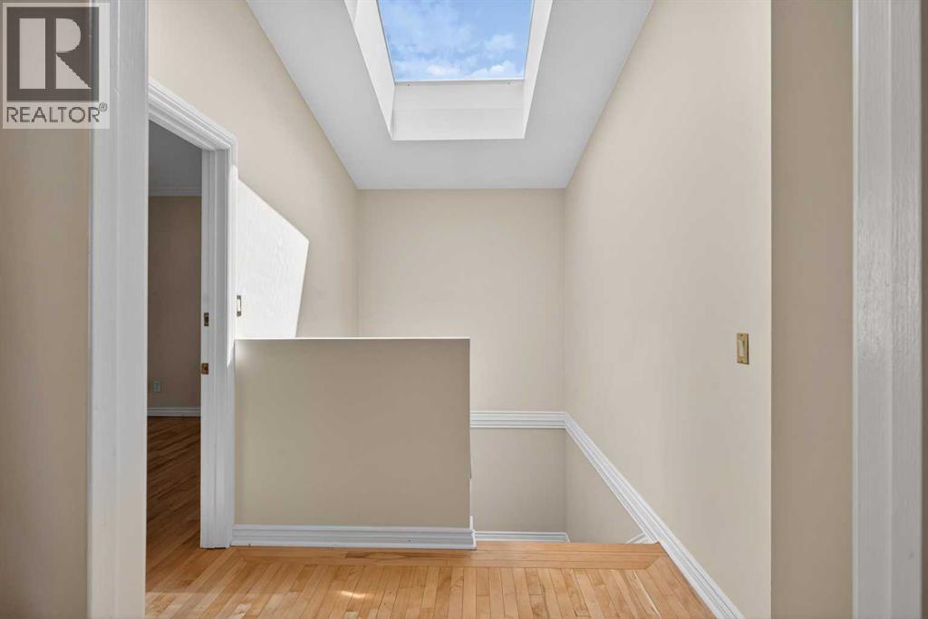2011 6 Avenue NW - 19