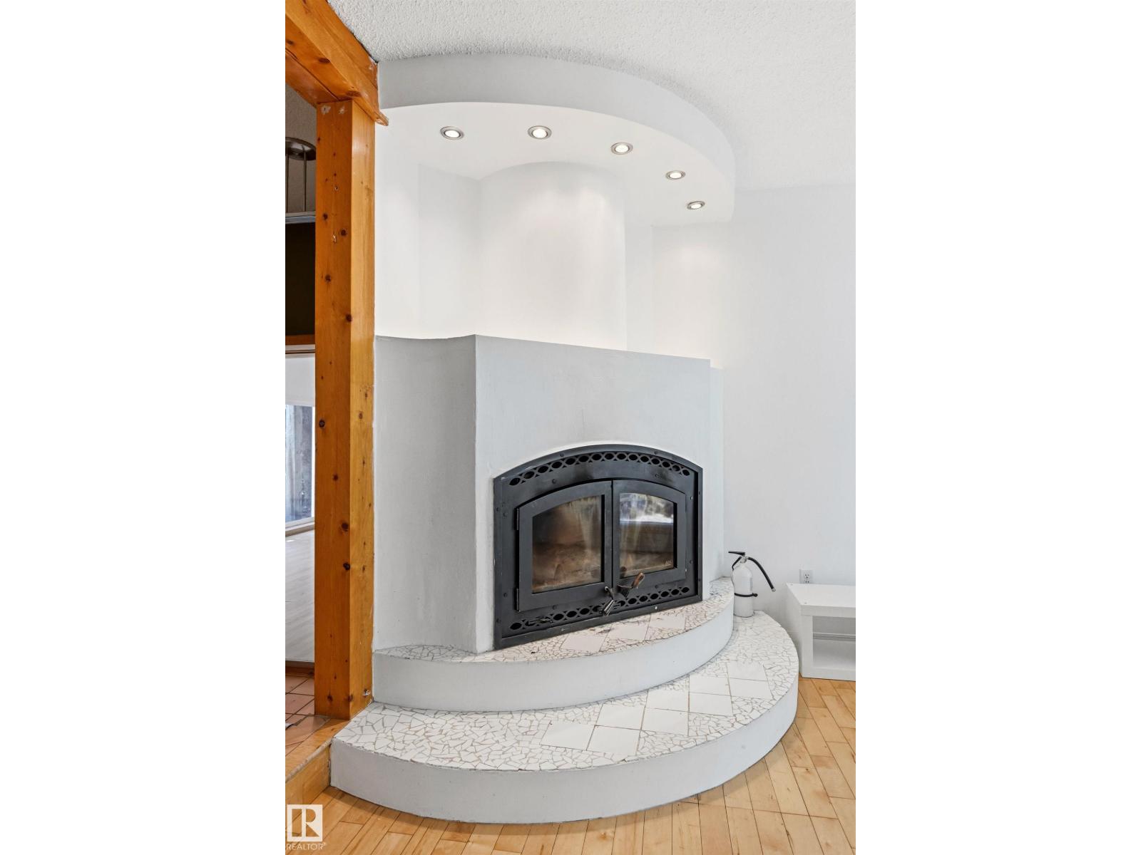 107 GRANDISLE RD NW - 12