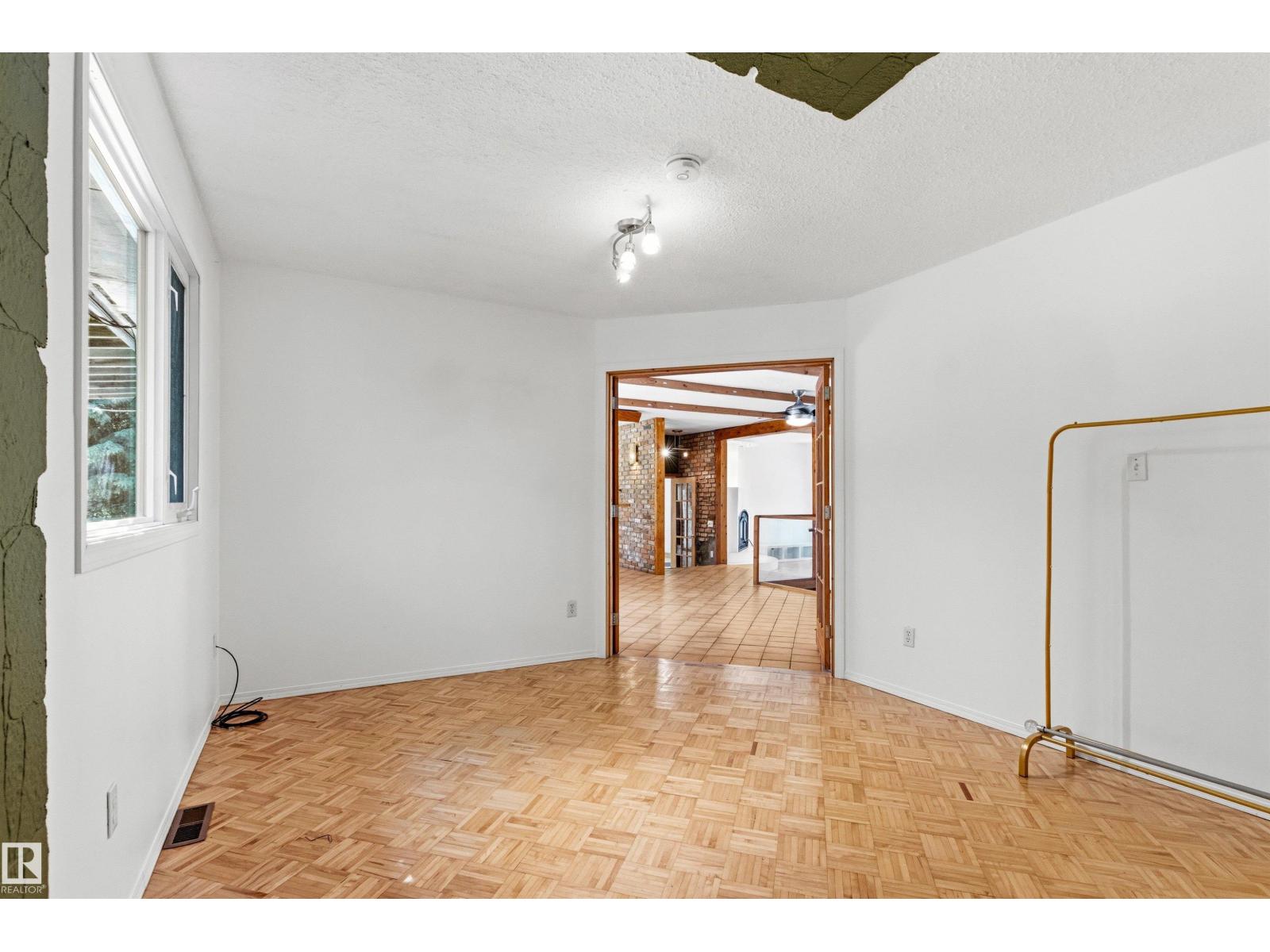 107 GRANDISLE RD NW - 26