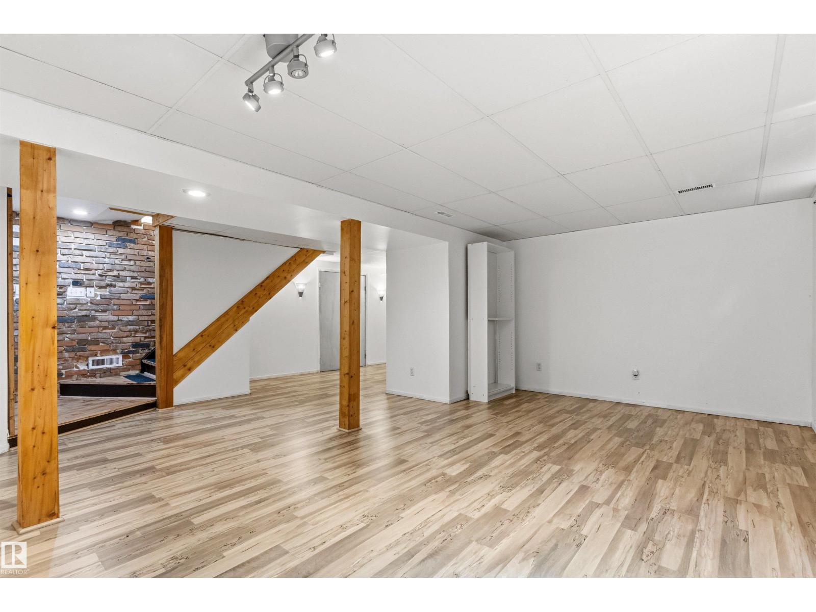 107 GRANDISLE RD NW - 47