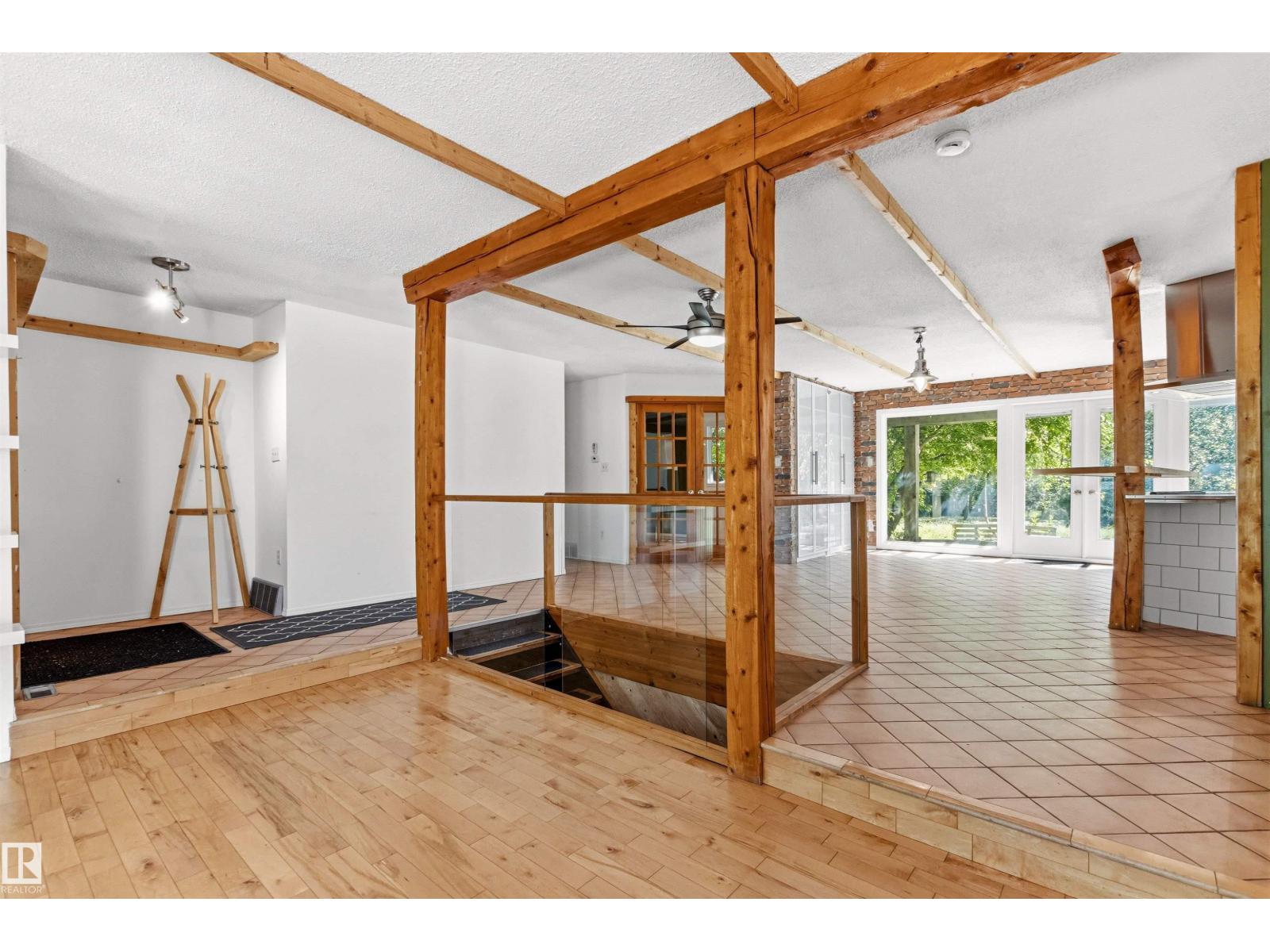 107 GRANDISLE RD NW - 16