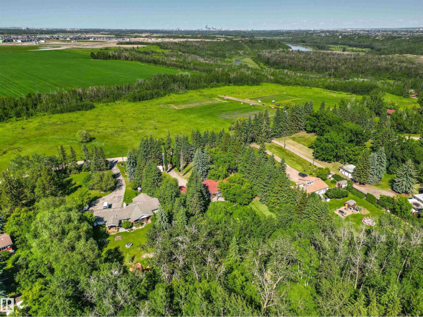 107 GRANDISLE RD NW - 68