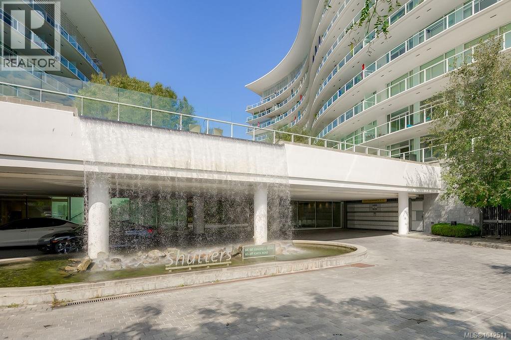 #518 68 Songhees Rd - 3