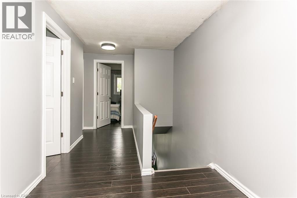 #41 80 OLD COUNTRY Drive - 34