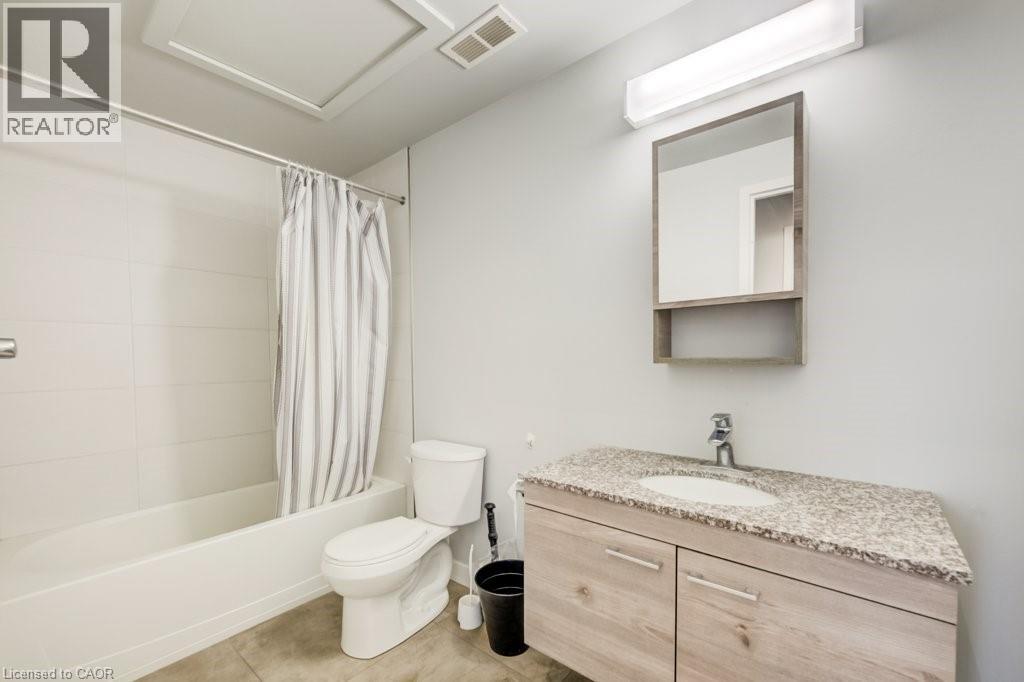#B601 62 BALSAM Street - 20