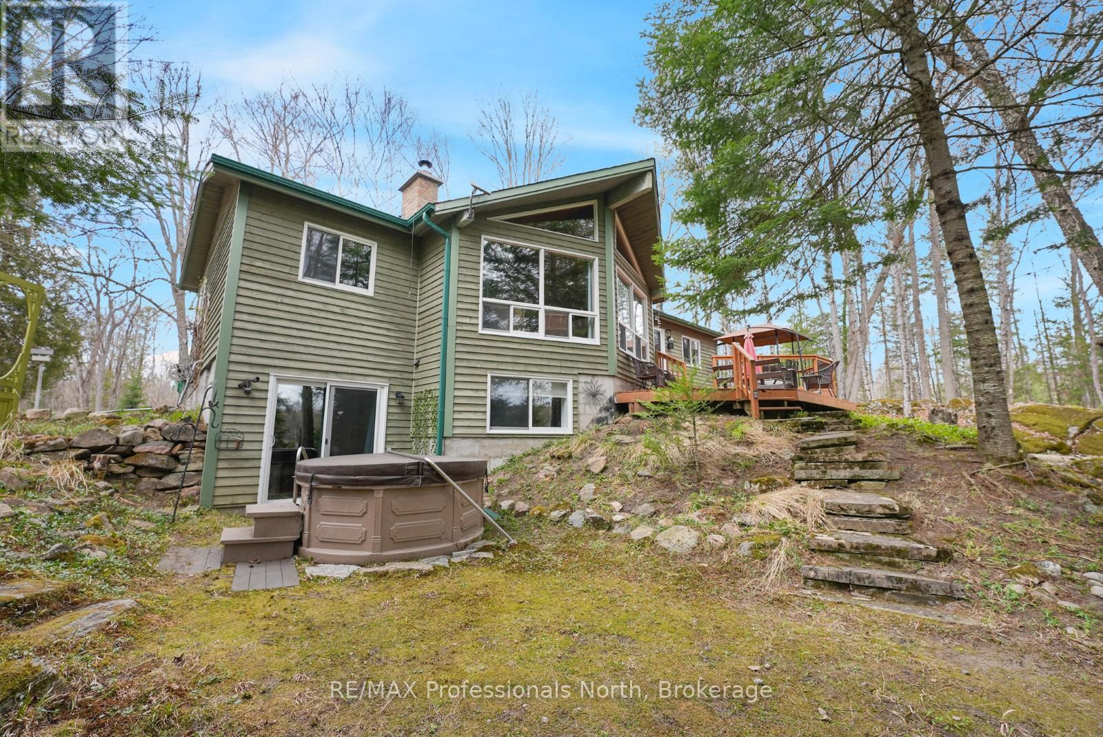 1157 BETWEEN LAKES TRAIL - 1