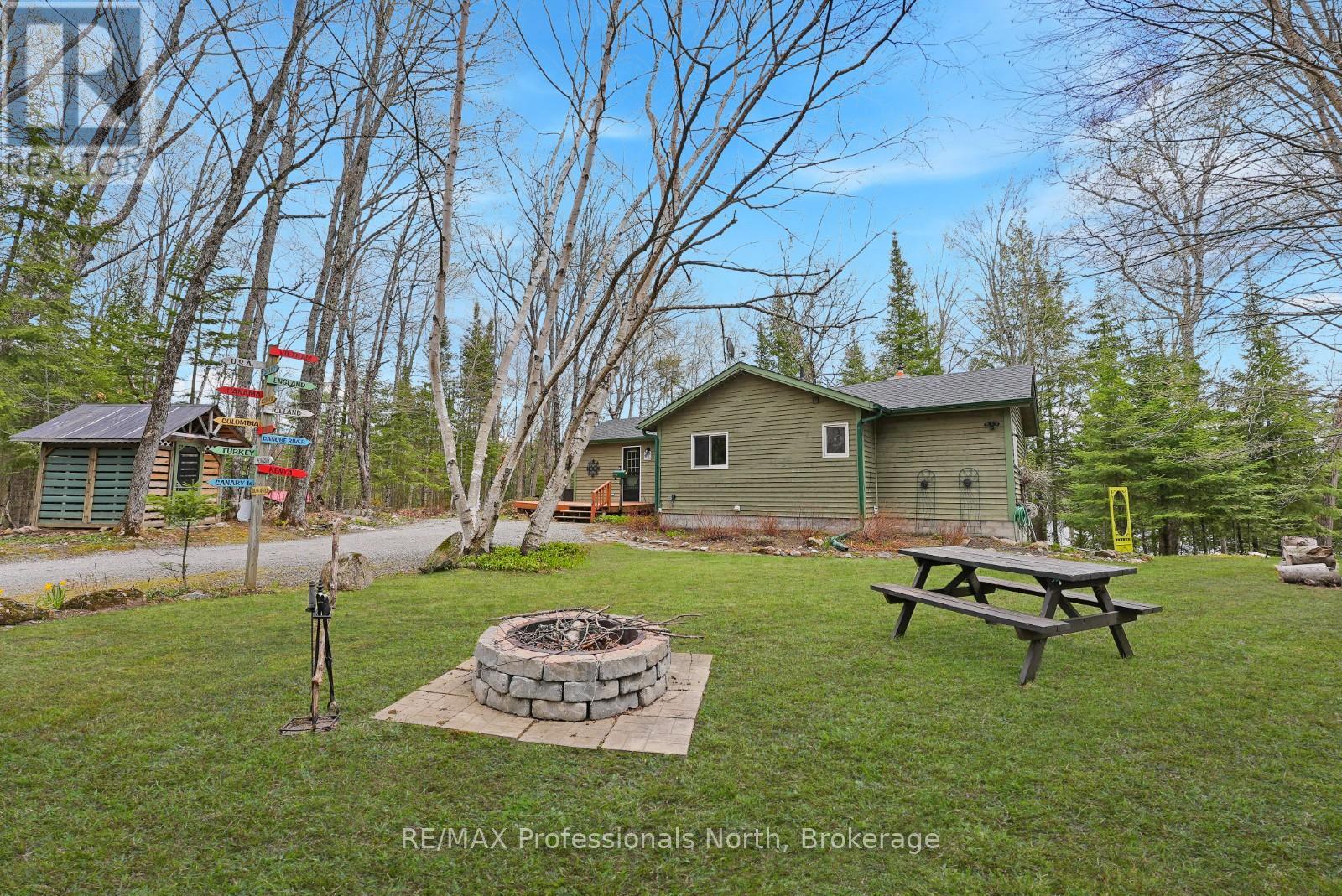 1157 BETWEEN LAKES TRAIL - 43