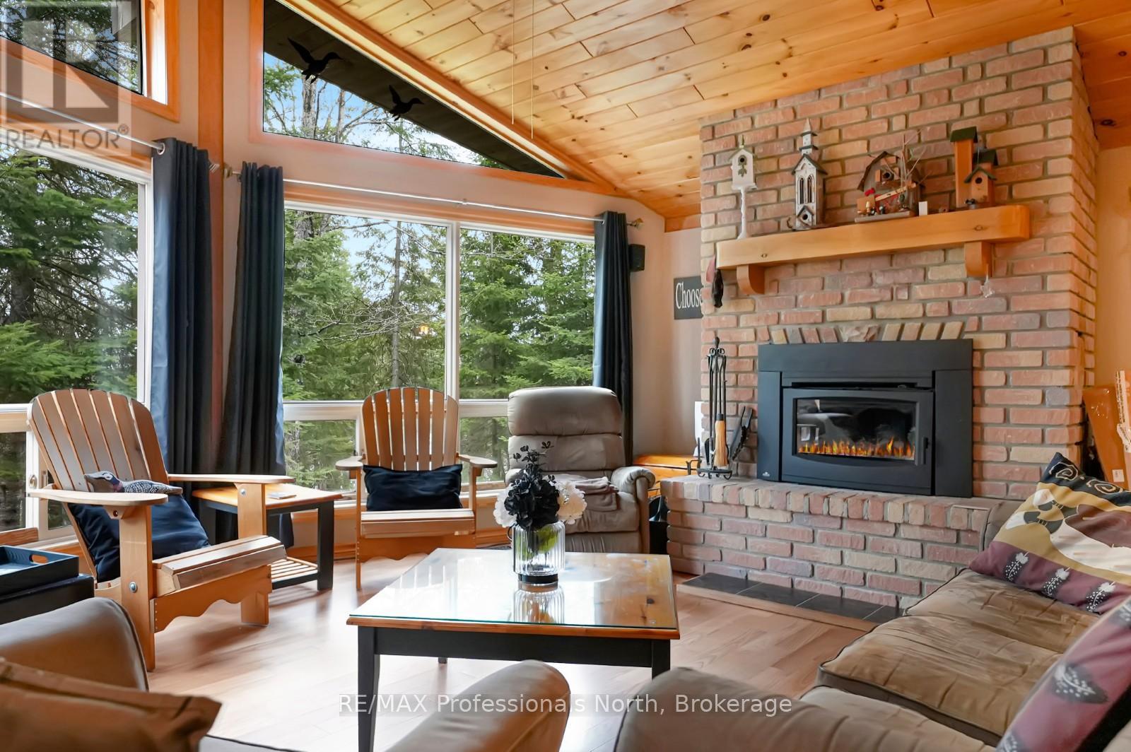 1157 BETWEEN LAKES TRAIL - 15