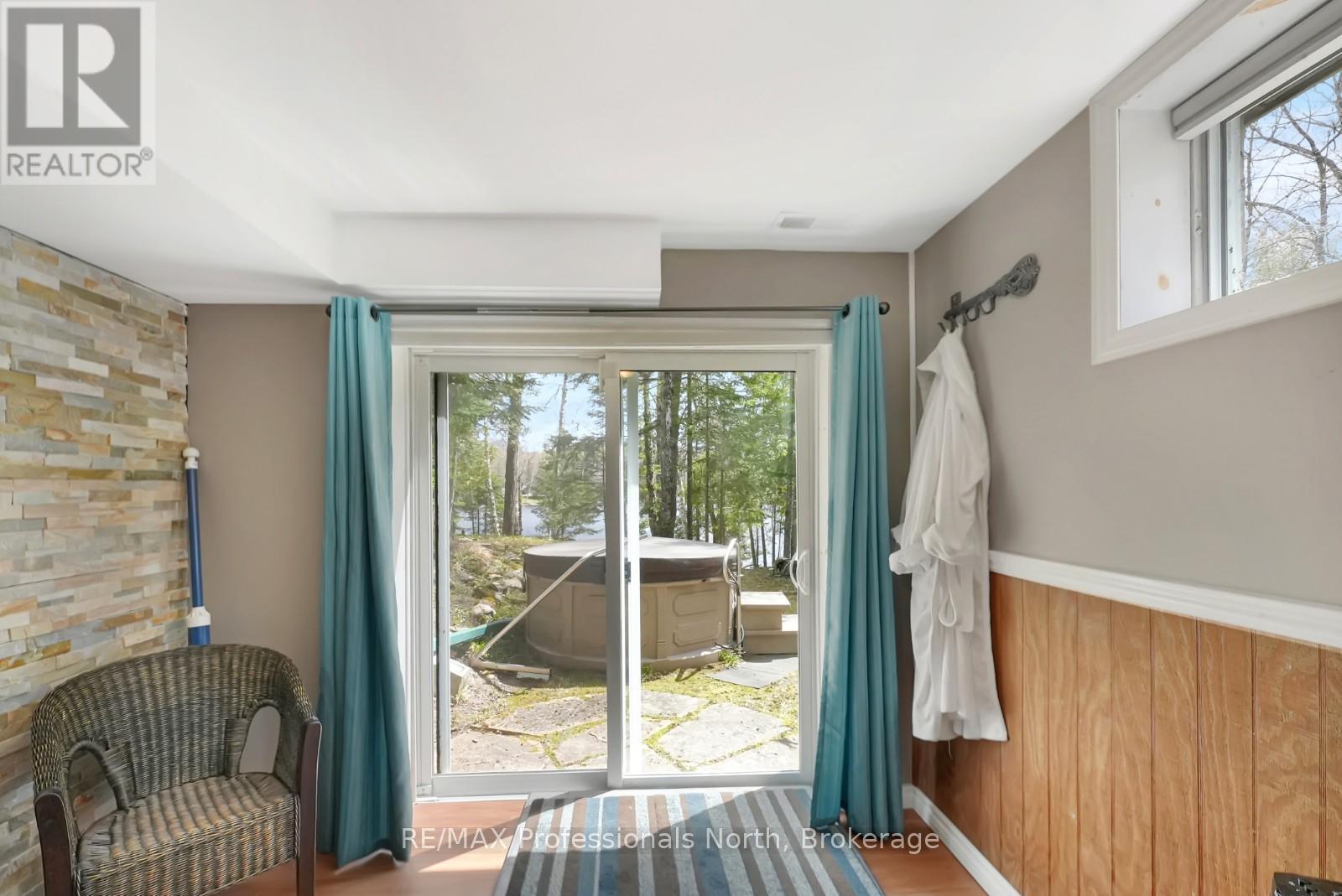 1157 BETWEEN LAKES TRAIL - 27