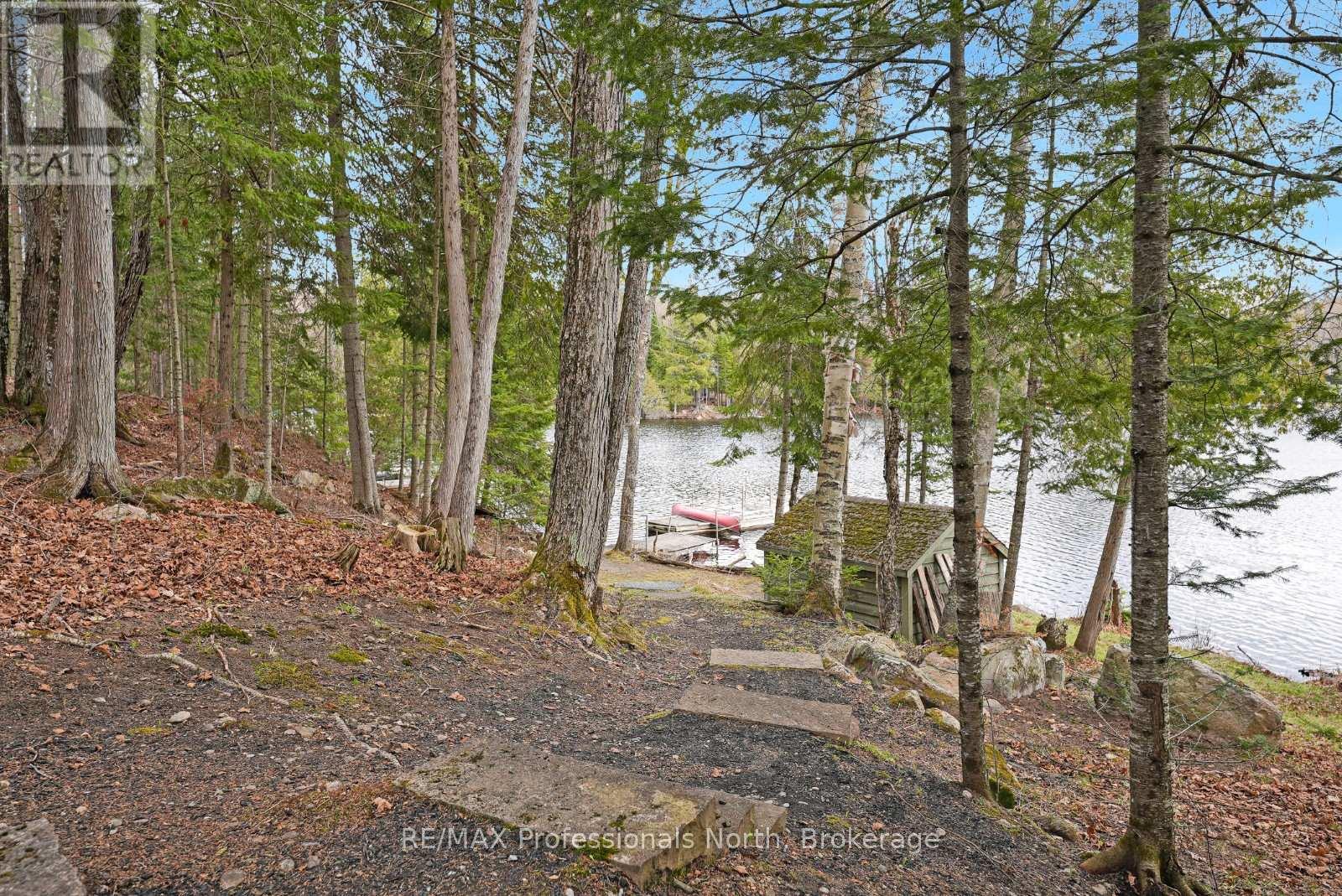 1157 BETWEEN LAKES TRAIL - 39