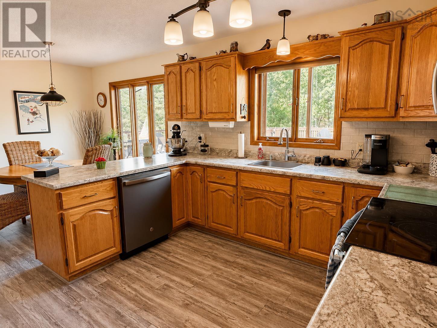 3852 HIGHWAY 208 - 5