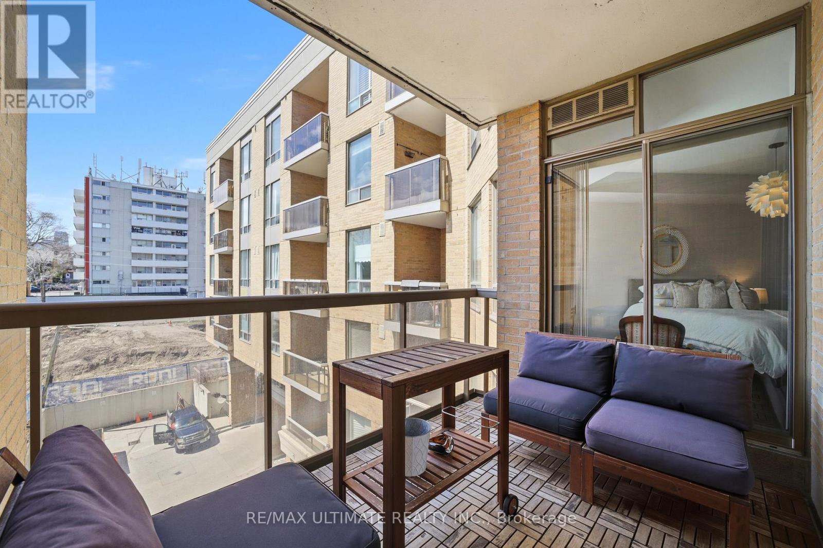#405 1750 BAYVIEW AVENUE - 24
