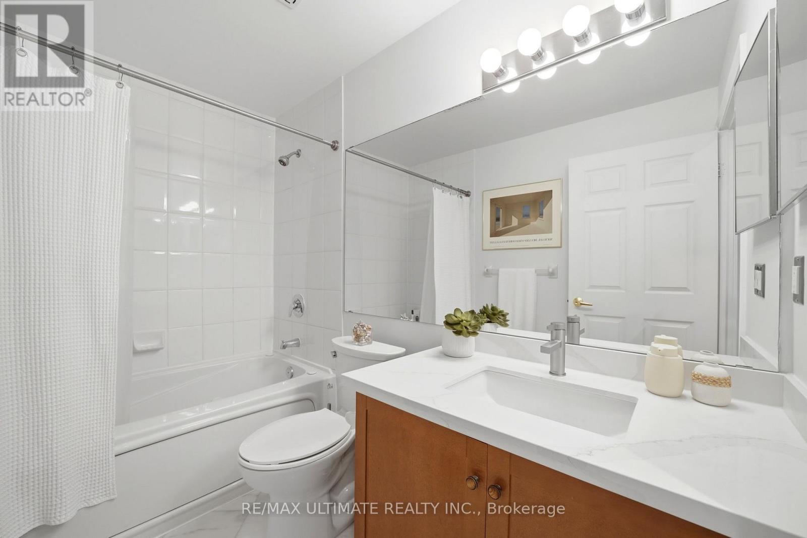 #405 1750 BAYVIEW AVENUE - 22