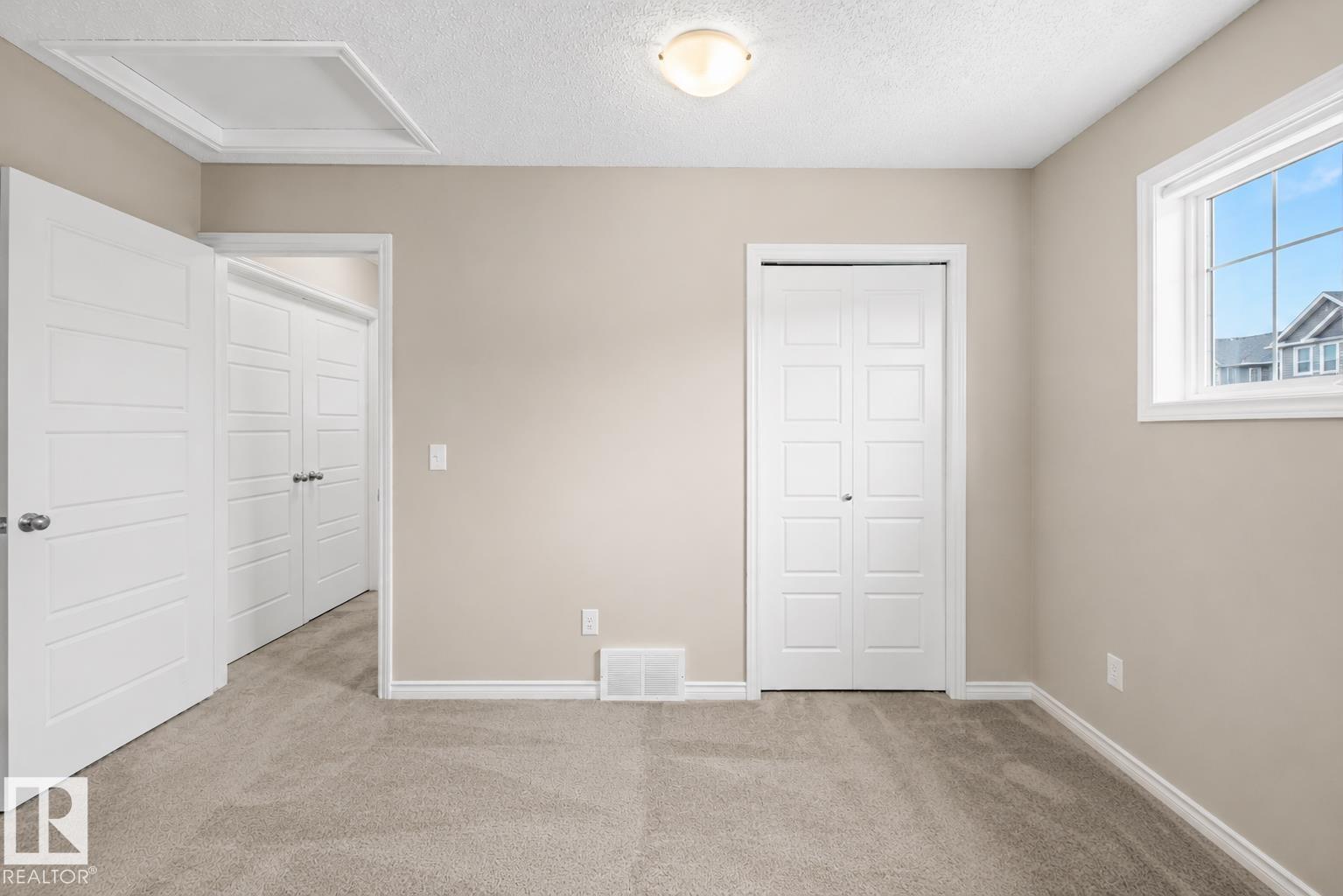 3233 21A AV NW - 34
