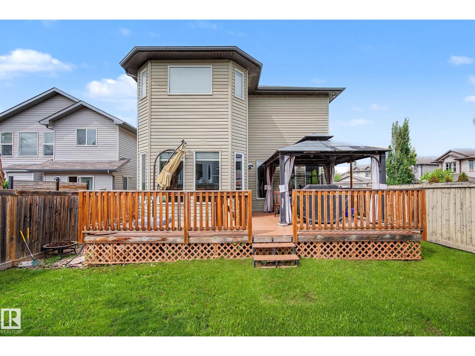 3233 21A AV NW - 47