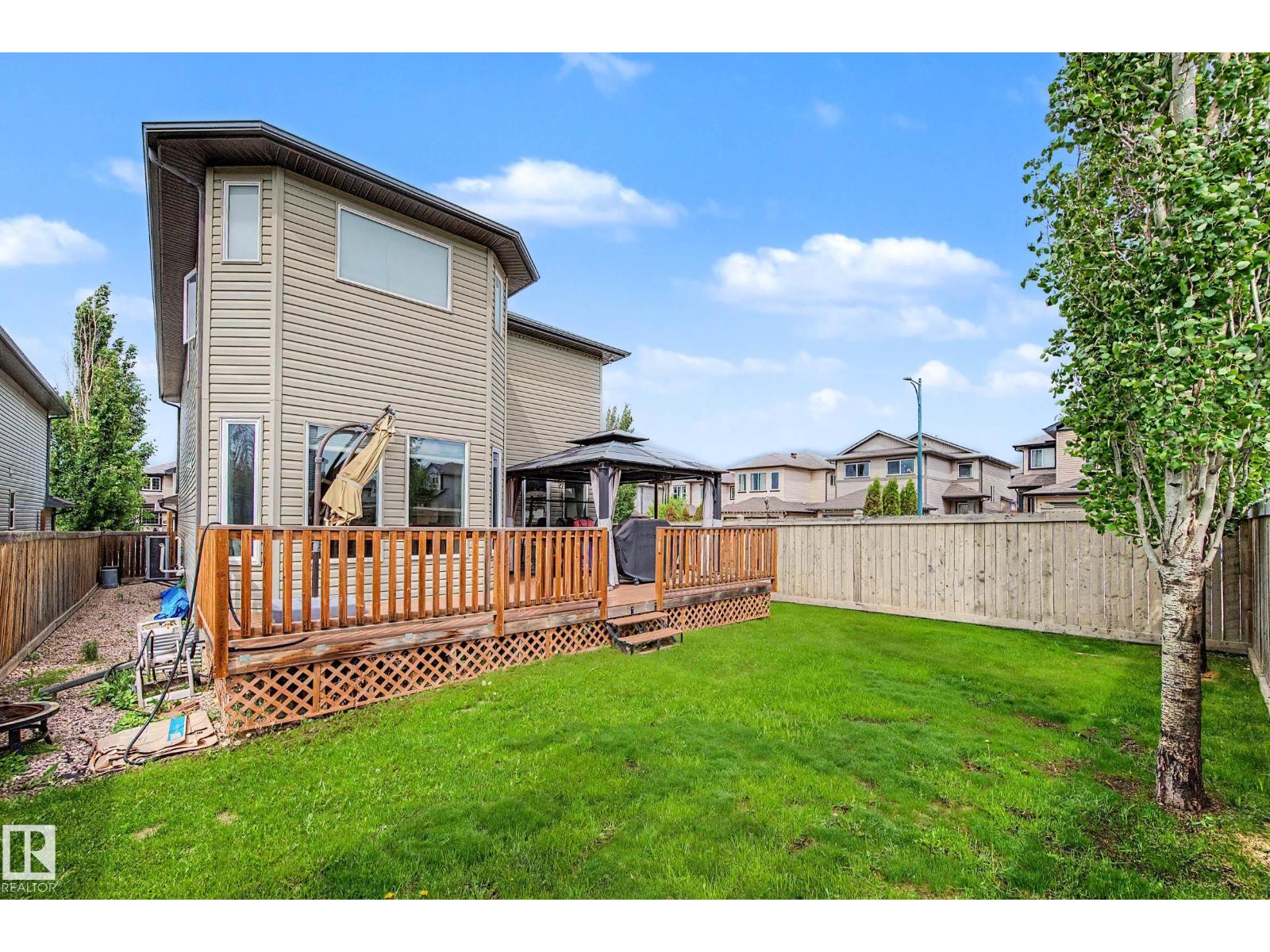 3233 21A AV NW - 46