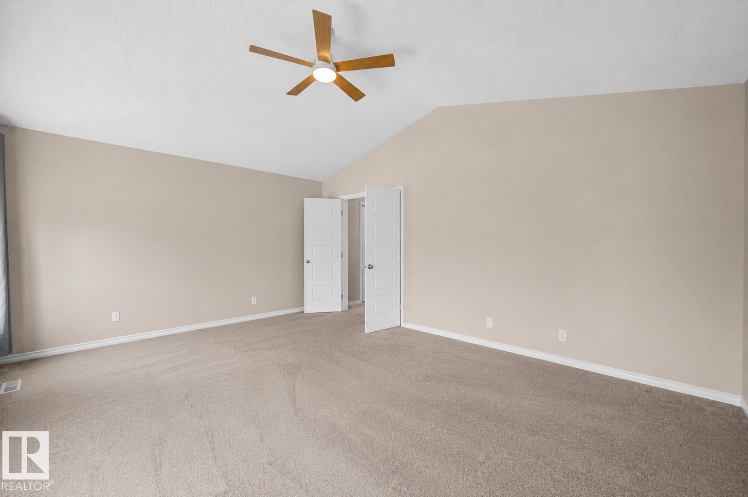 3233 21A AV NW - 26